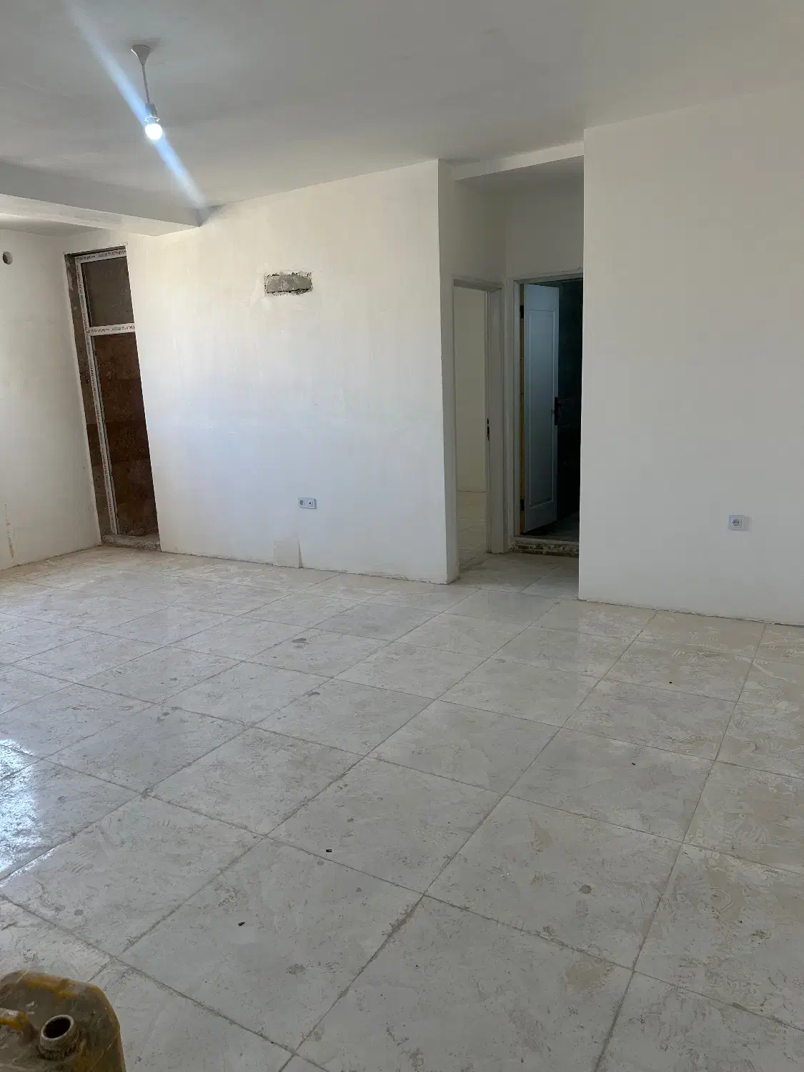 آپارتمان ۲ خواب با پارکینگ|فروش آپارتمان|شیراز, کوشک میدان|دیوار
