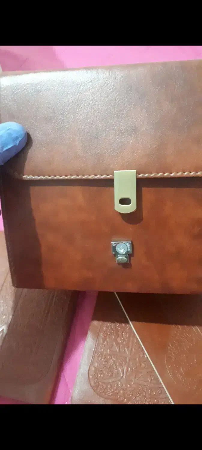 باکس چرمی چهل حدیث از ۱۴ معصوم هدیه روز مادر|کتاب و مجله مذهبی|شیراز, مبعث|دیوار