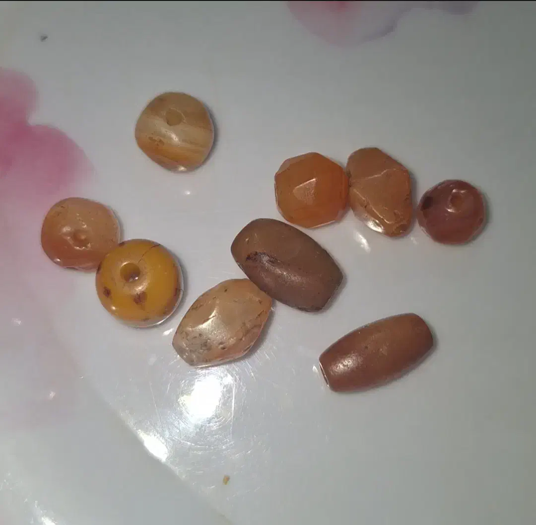 عقیق قدیم|کلکسیون اشیاء عتیقه|باوی, |دیوار