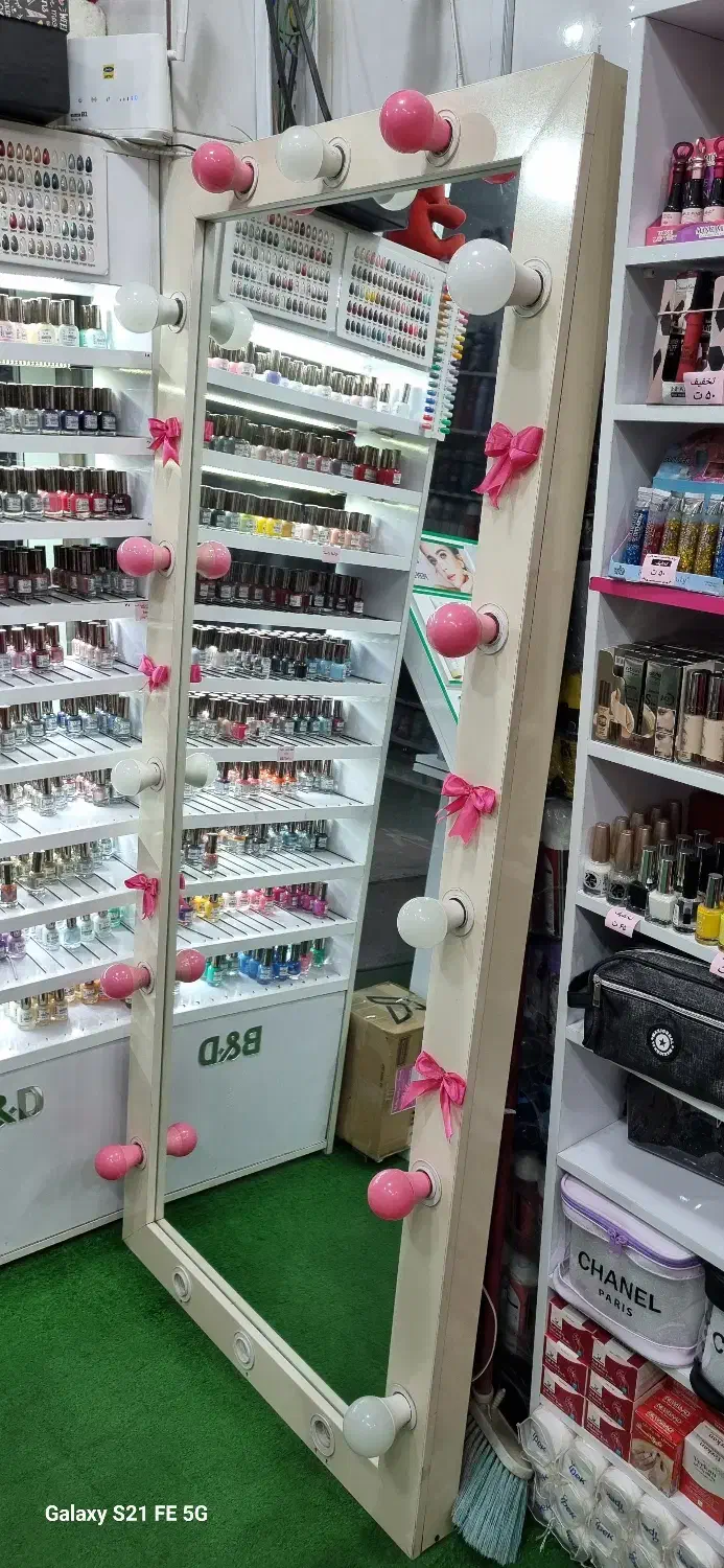 آیینه قدی چراغ دار|آینه|رشت, منظریه|دیوار