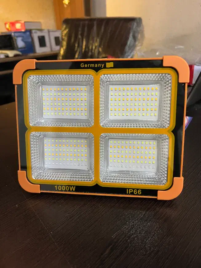 پروژکتور خورشیدی اضطراری 1000w|لامپ و چراغ|شیراز, ملاصدرا|دیوار