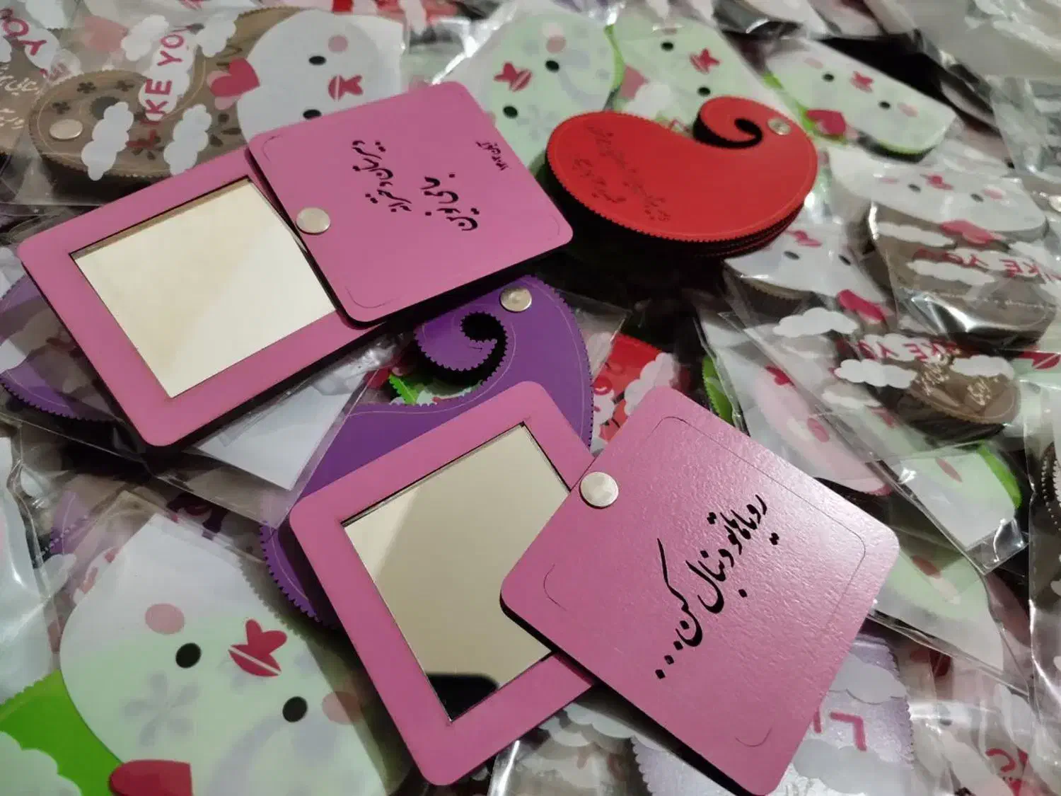 آینه جیبی چوبی|صنایع دستی و سایر لوازم تزئینی|تهران, انبار نفت|دیوار