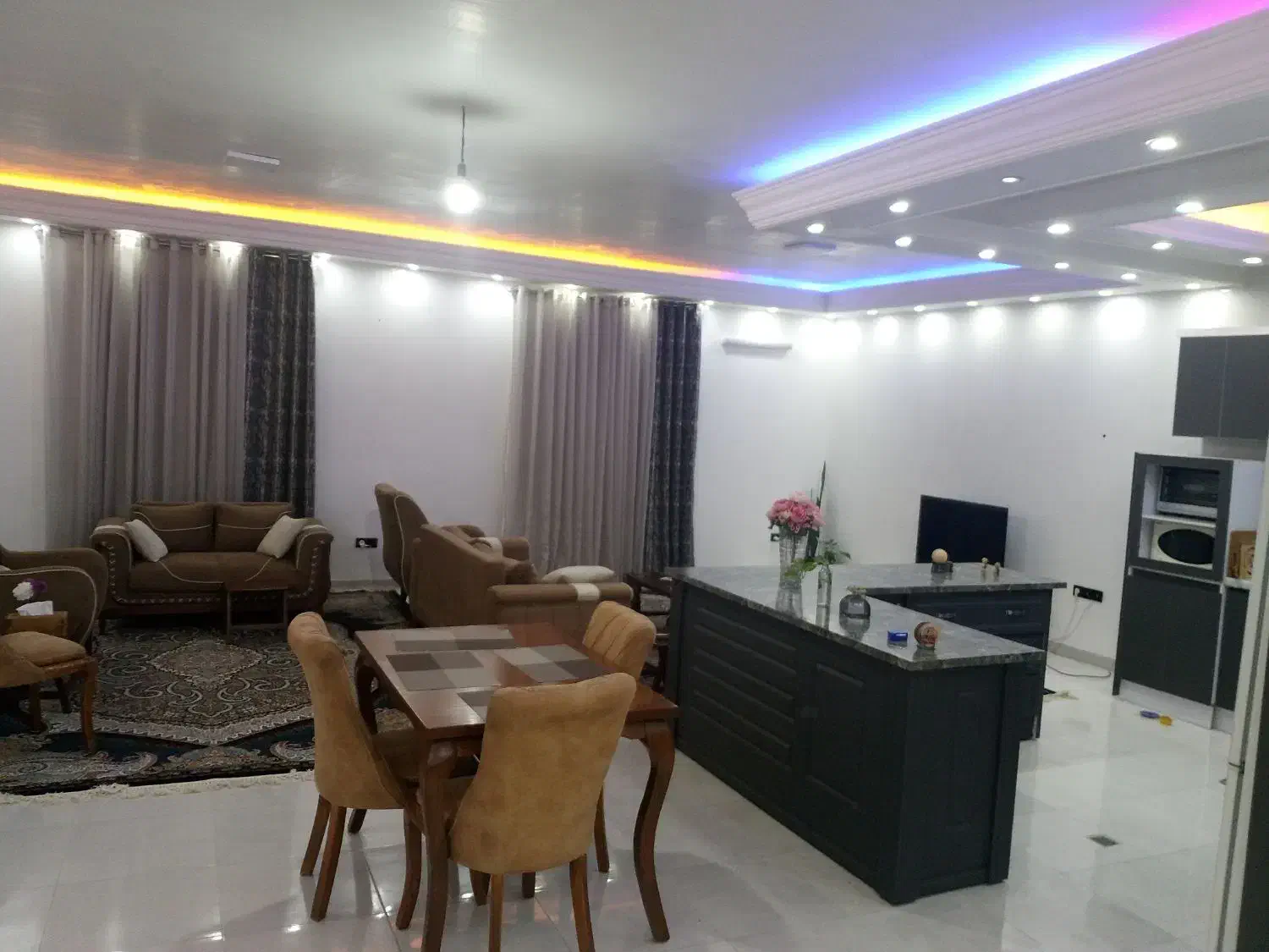 منزل فروشی|فروش خانه و ویلا|کاشان, حسن آباد|دیوار