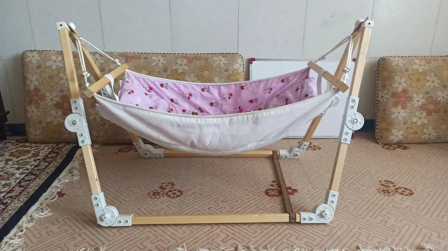 گهواره آسای باتوجه مدل لاوین پلاس اسپرت|اسباب و اثاث بچه|خرمآباد, |دیوار