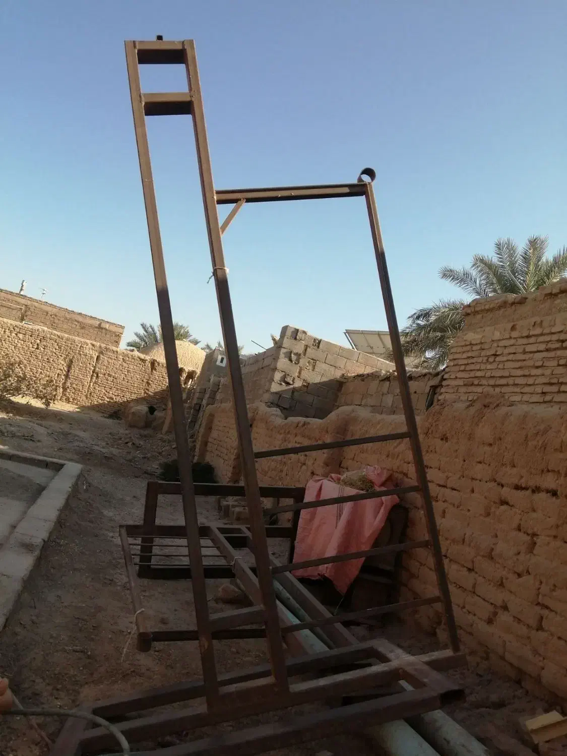 دار قالی|ابزارآلات|راور, |دیوار