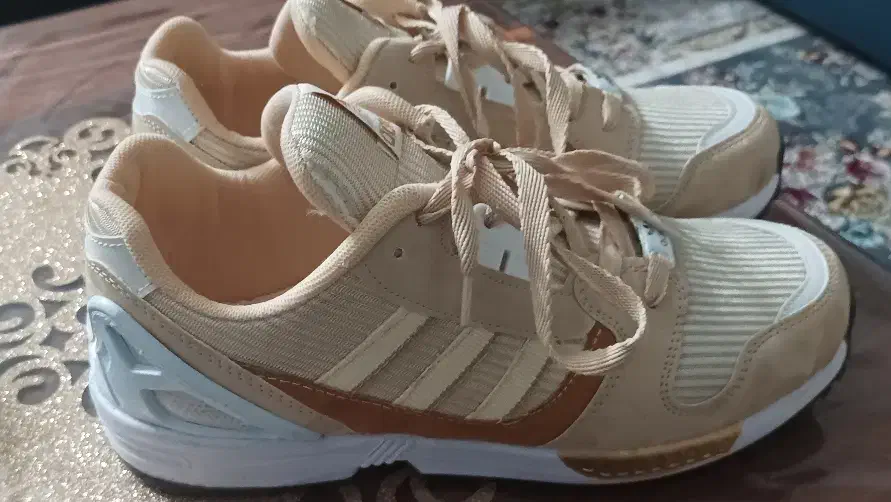 کفش آدیداس نو سایز 42|کیف، کفش، کمربند|بیرجند, |دیوار