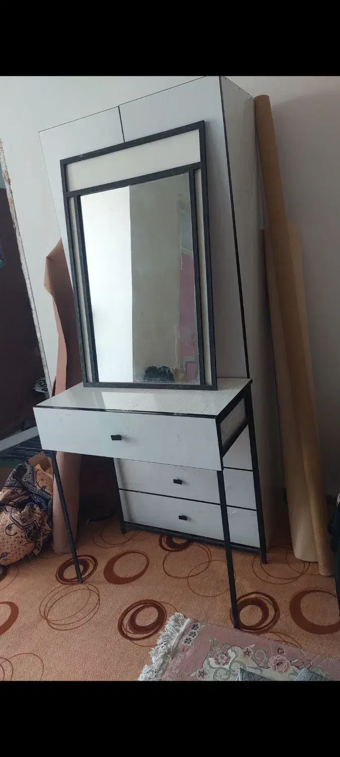 میز ارایشی|مبلمان خانگی و میز عسلی|بوشهر, |دیوار