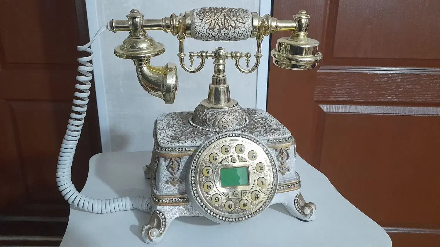 تلفن سلطنتی و میز|تلفن رومیزی|الوند, |دیوار