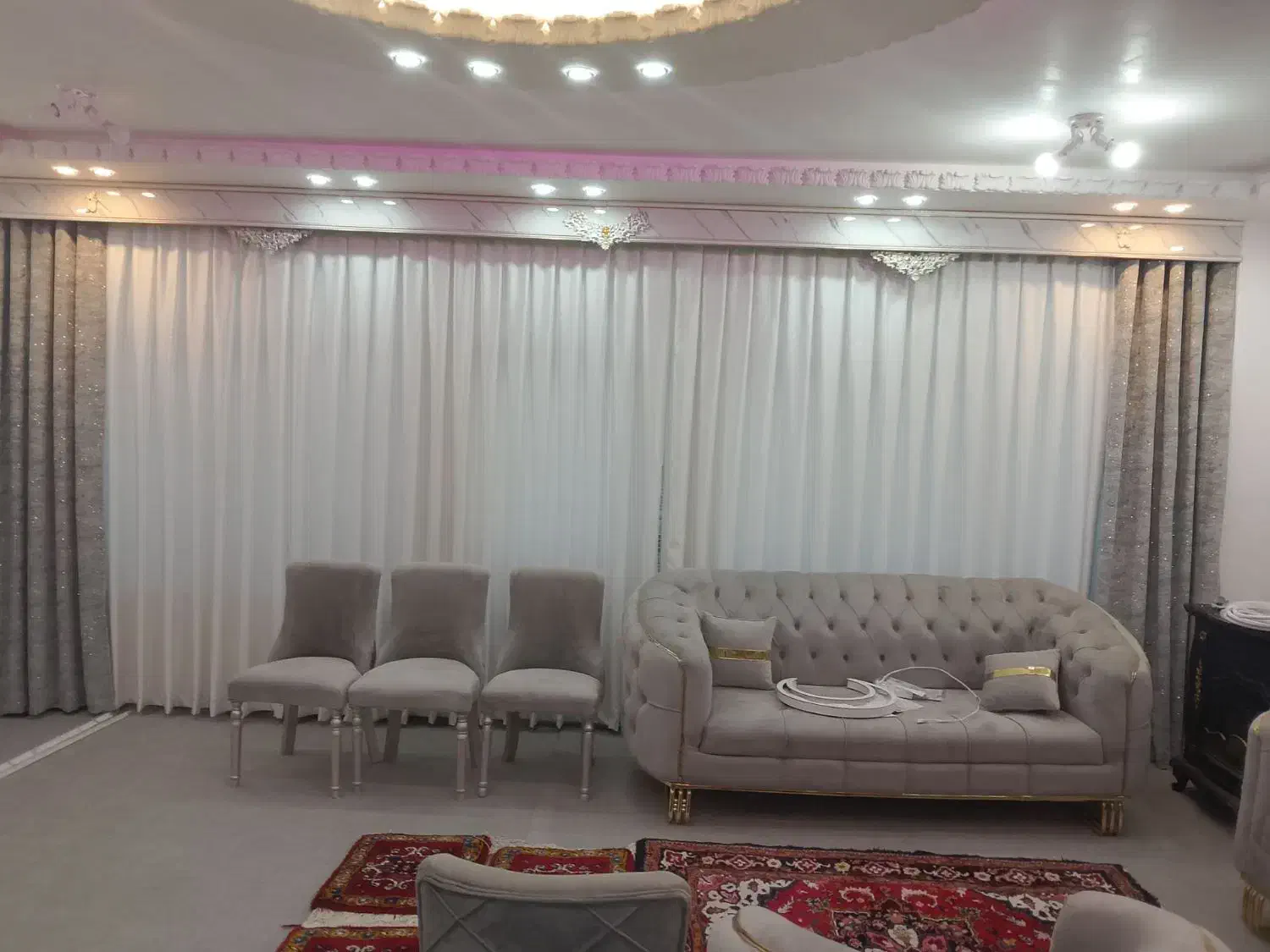 فروشپردهدوختونصب|پرده، رانر، رومیزی|مراغه, |دیوار