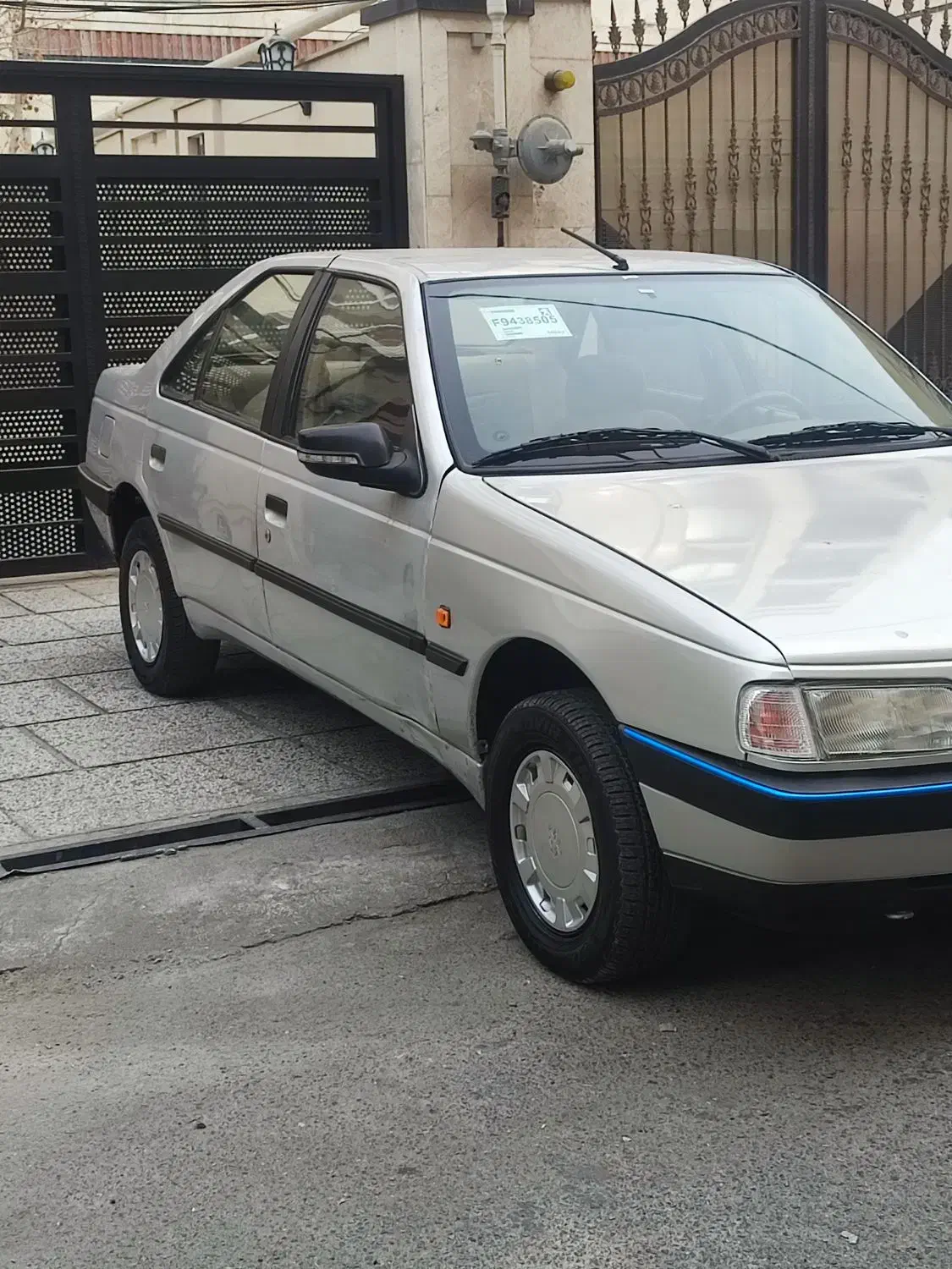 پژو ۴۰۵ مدل ۹۲ دوگانه|خودرو سواری و وانت|تهران, هوانیروز|دیوار