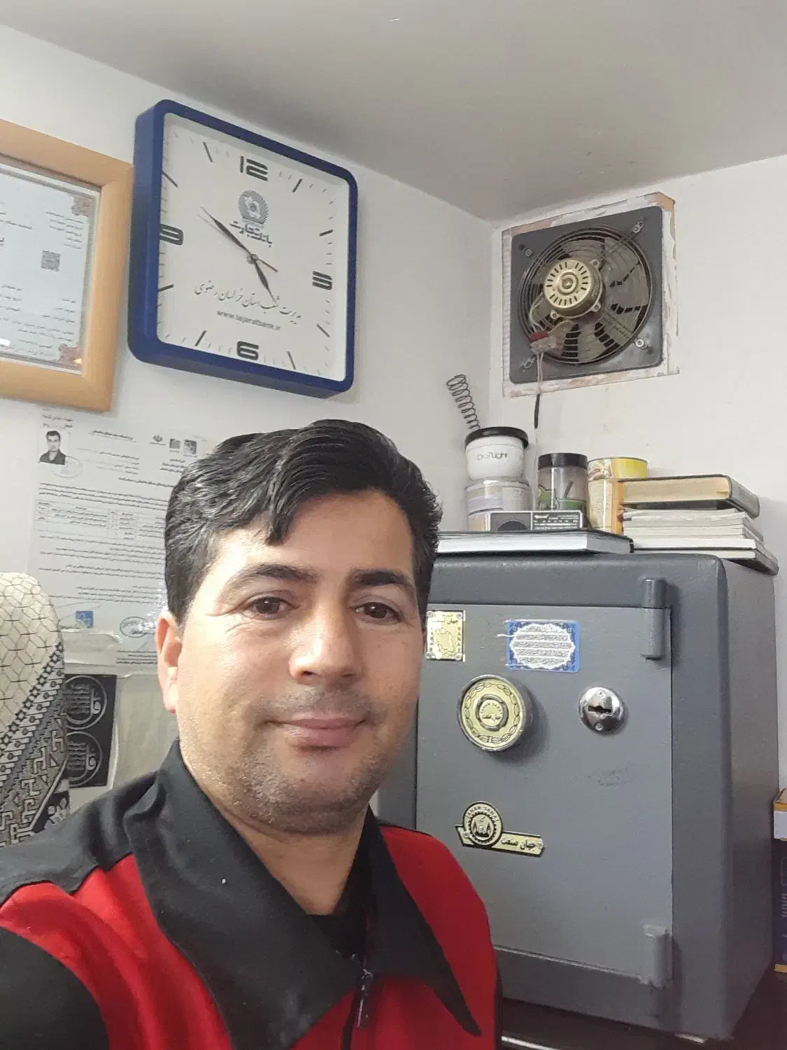 فروش و نصب ایزوگام وقیر|مصالح و تجهیزات ساختمان|سبزوار, باهنر|دیوار