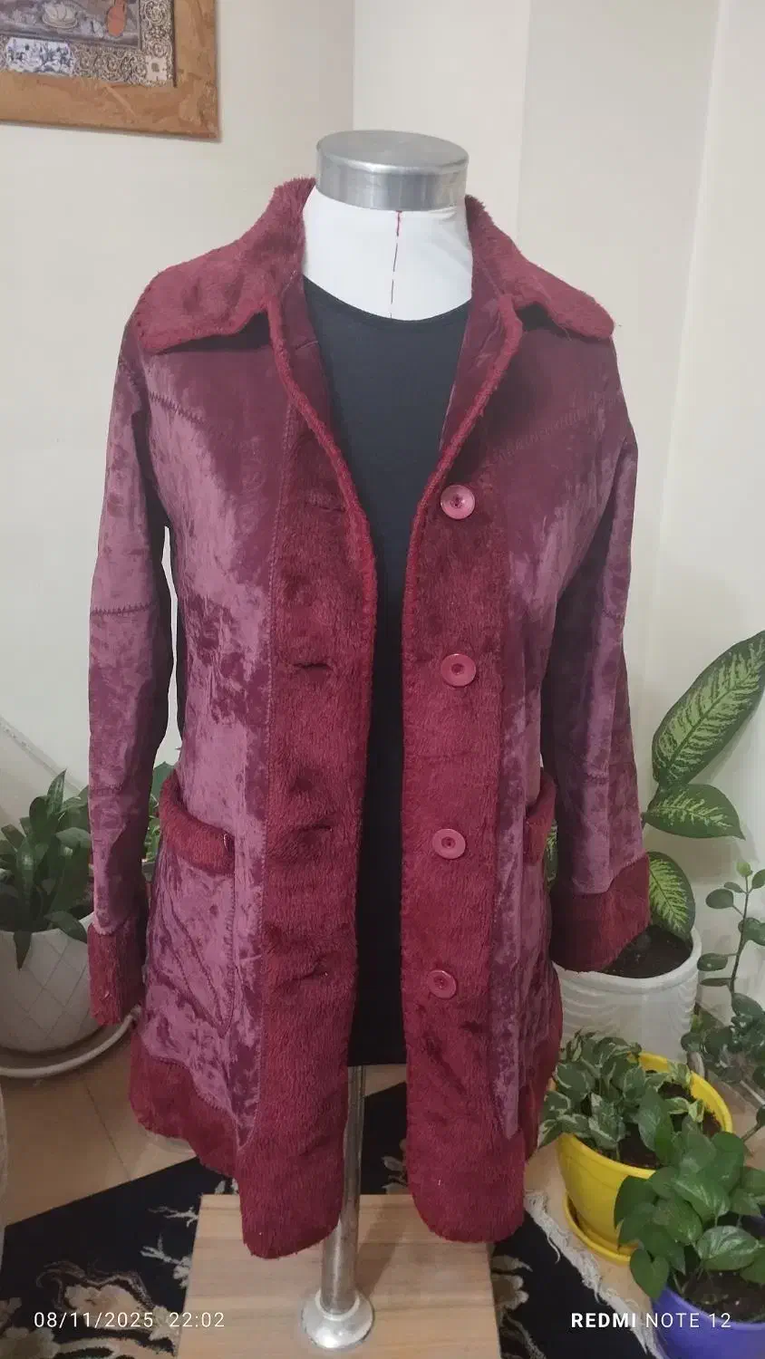 پالتو|لباس|صدرا-فارس, فاز ۱|دیوار