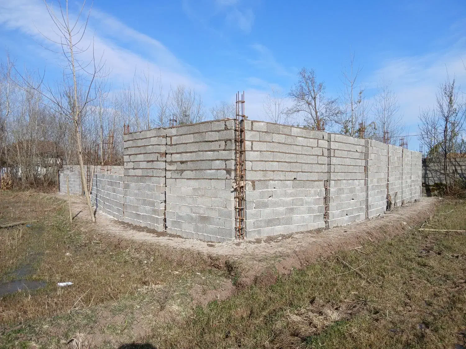 نیاز به کارگر بنایی|استخدام معماری، عمران و ساختمانی|سنگر, |دیوار