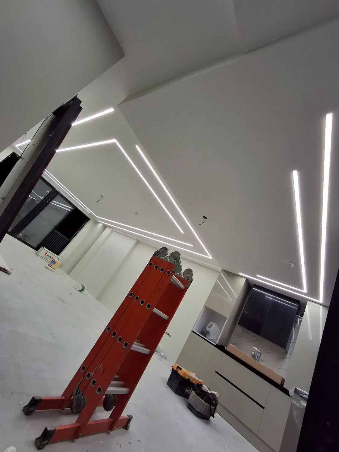 لاین نوری برقکاری برقکاری|خدمات پیشه و مهارت|شیراز, عفیف‌آباد|دیوار