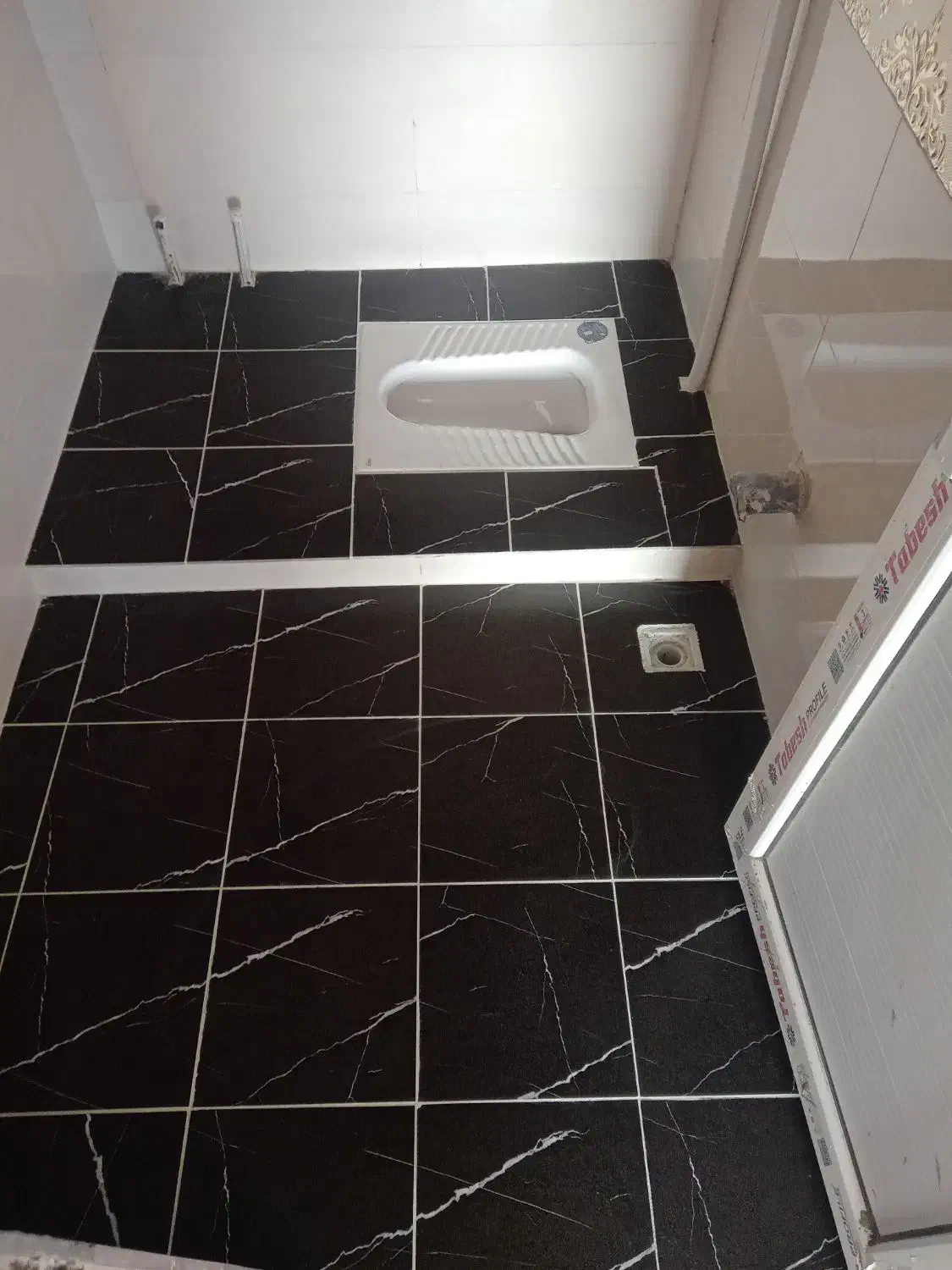 کاشی و سرامیک کاری|خدمات پیشه و مهارت|خوی, |دیوار