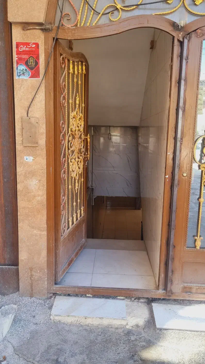 اجاره وفروش مغازه تجاری ۱۲۰ متری ،پله خور به پایین|اجارهٔ مغازه و غرفه|جوانرود, |دیوار