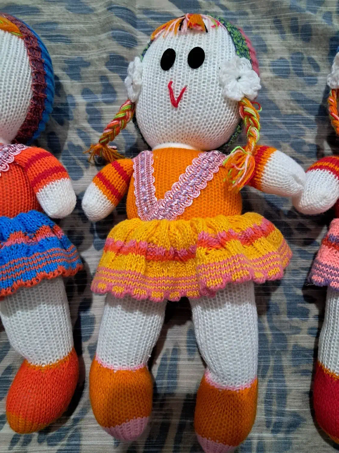 عروسک بافتنی|اسباب‌بازی بچه|کاشان, گریه|دیوار