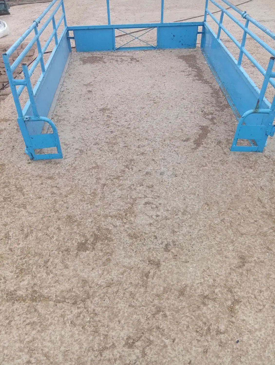 باربند لوله ای|قطعات یدکی و لوازم جانبی|شهرضا, |دیوار