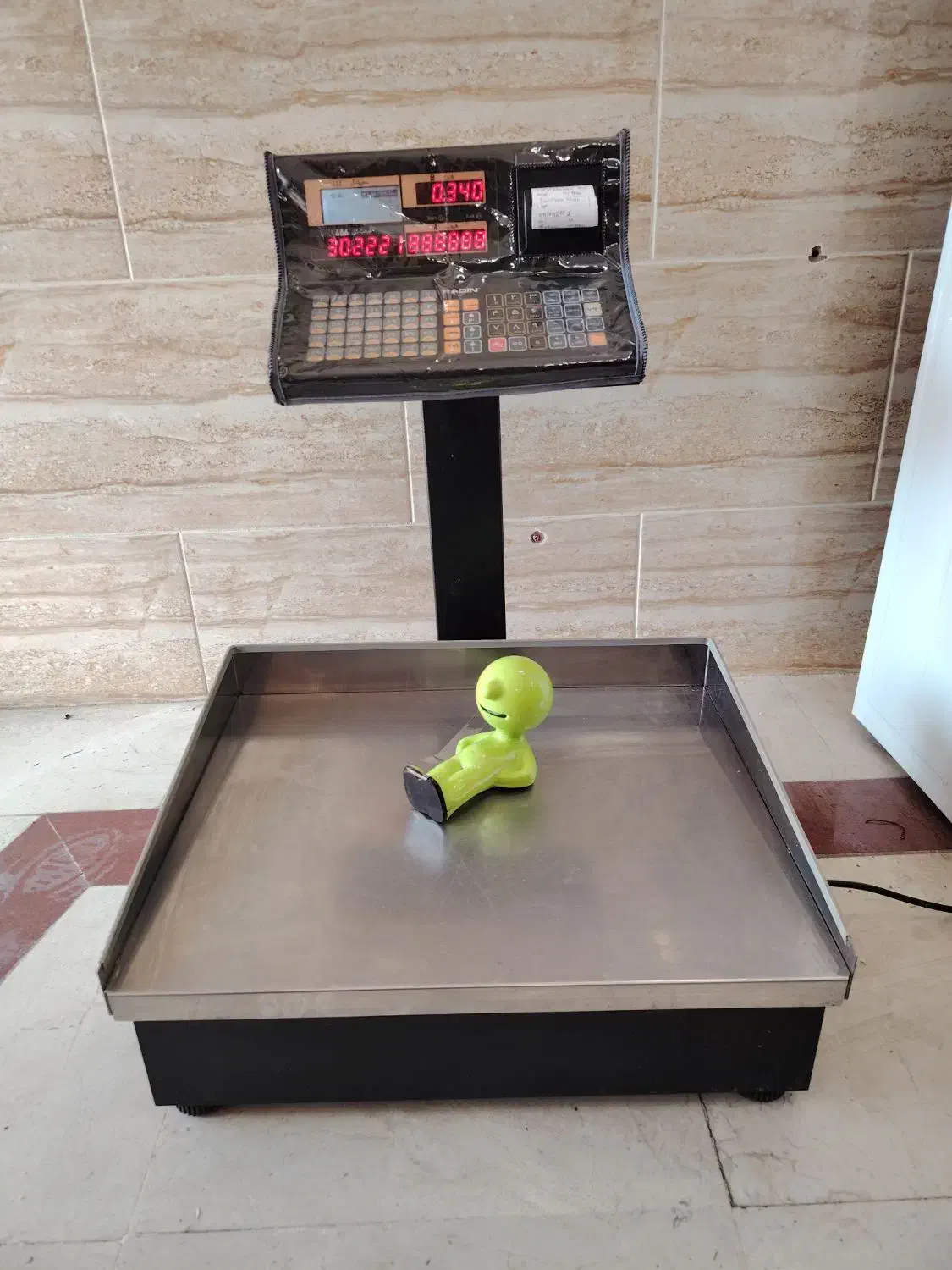 فروش ترازو رادین 8800 Wif پرینتردار قیمت عالی|فروشگاه و مغازه|اصفهان, جاوان|دیوار