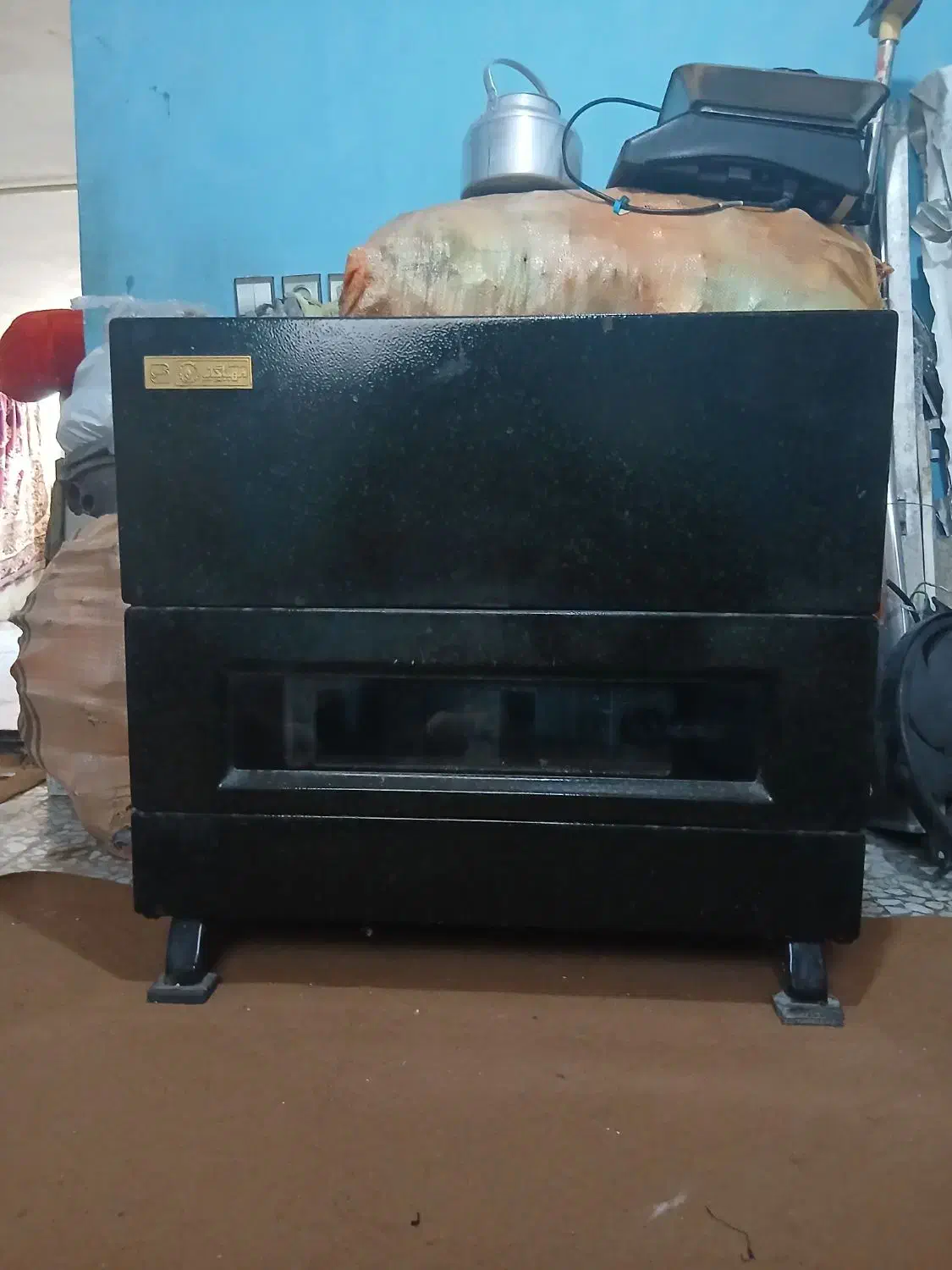 یک بخاری سالم می تونی امتحان کنید بعد ببرین|بخاری، هیتر، شومینه|رشت, هلال احمر|دیوار