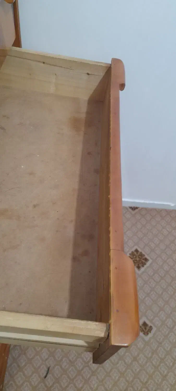 دراور چوبی|جاکفشی، کمد، دراور|بروجرد, |دیوار