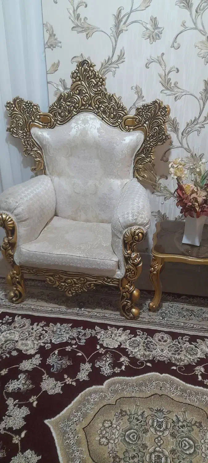 مبل سلطنتی و لوازم منزل|مبلمان خانگی و میز عسلی|سهند, |دیوار