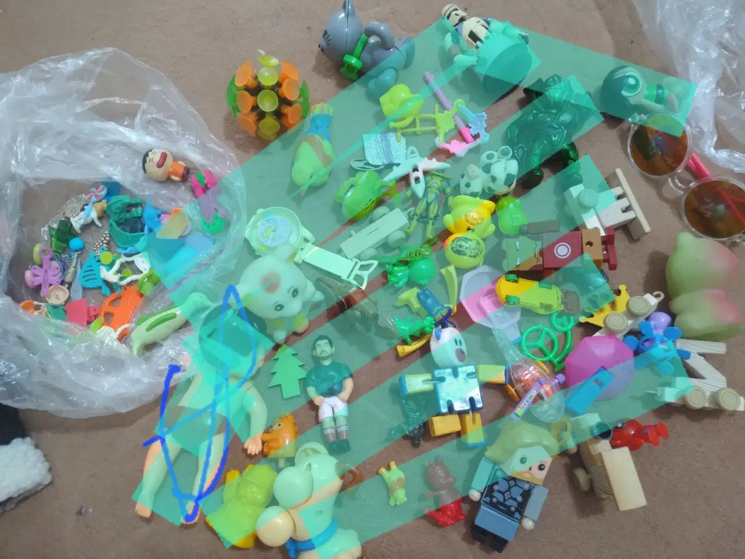 اسباب بازی|اسباببازی بچه|هشتگرد, شهرک ولیعصر (مصلی)|دیوار