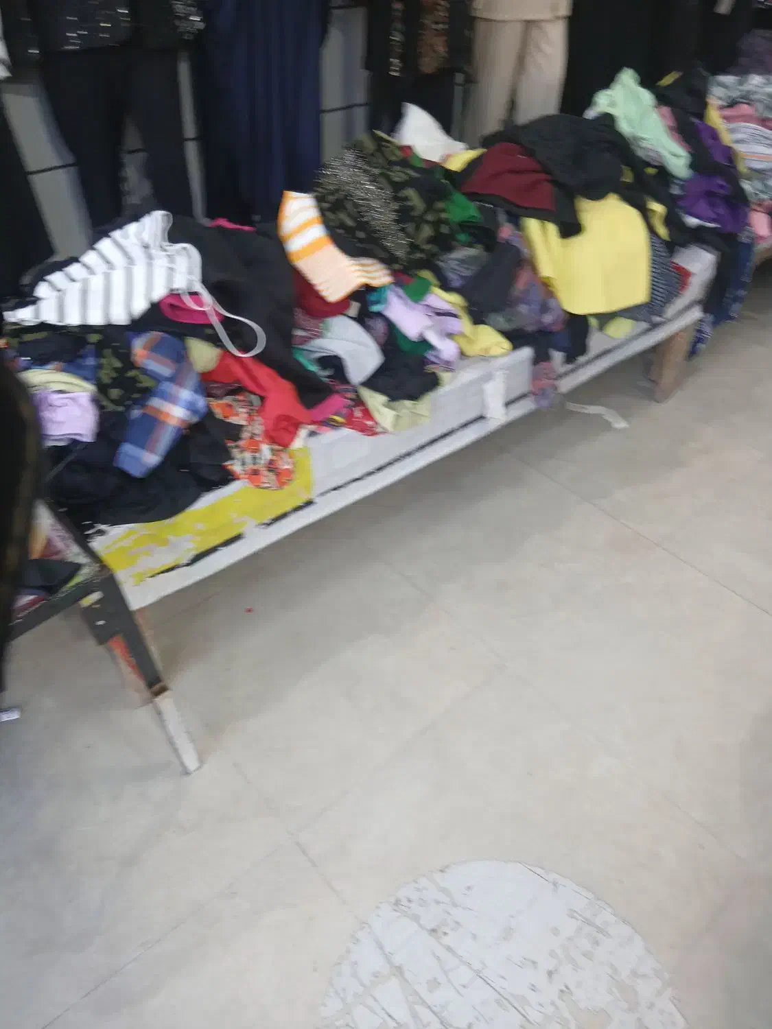 تونیک|لباس|بروجرد, |دیوار