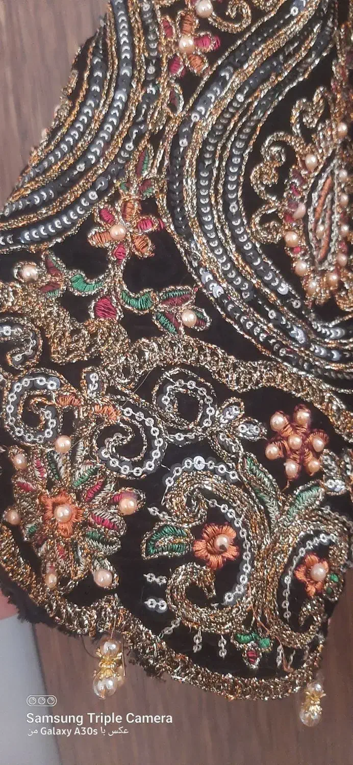 مانتو مخمل ،سوزن دوزی.|لباس|شیراز, جوادیه|دیوار