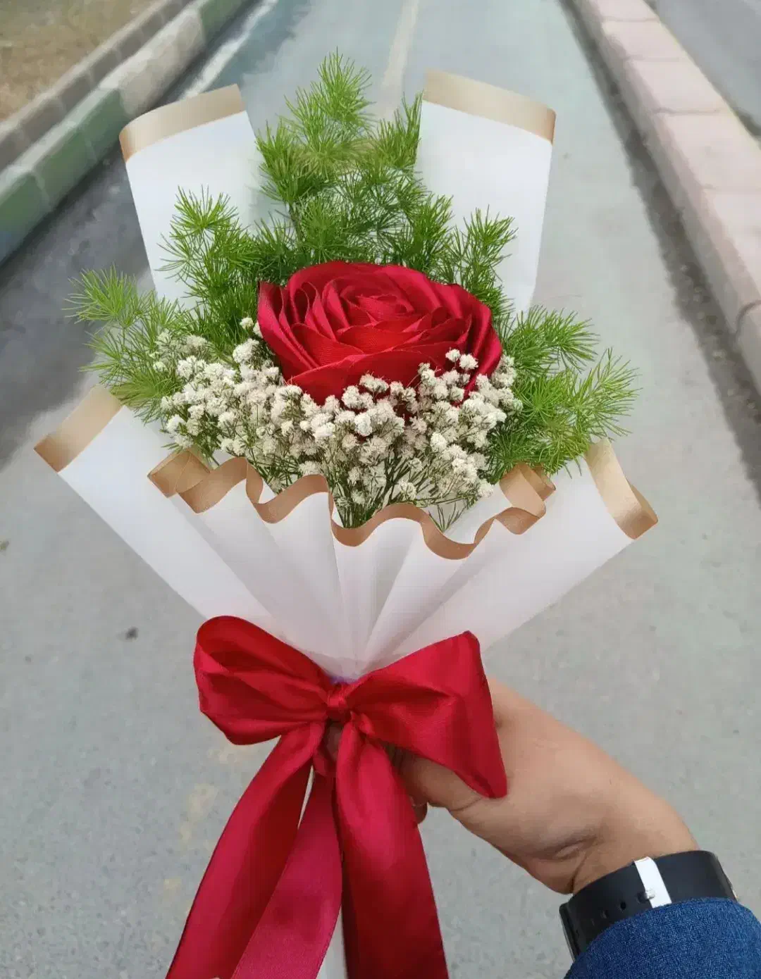 گل روبانی (تخفیف ویژه به مناسبت روز مادر)|گل مصنوعی|اراک, |دیوار