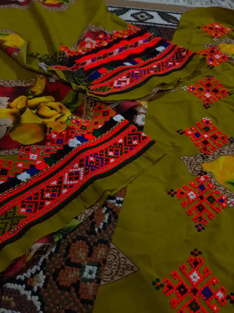 هر نوع دوخت پذیرفته میشود|لباس|چابهار, |دیوار