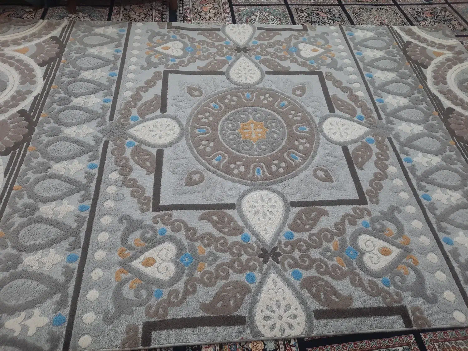 فرش ساوین ۶ متری|فرش|نسیم‌شهر, |دیوار