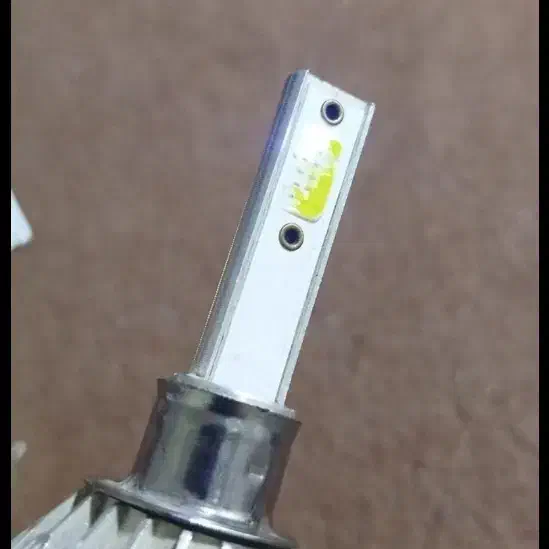 تعمیر و فروش هدلایت و لامپ و چراغ کم مصرف و پاور|لامپ و چراغ|شیراز, مسلم|دیوار