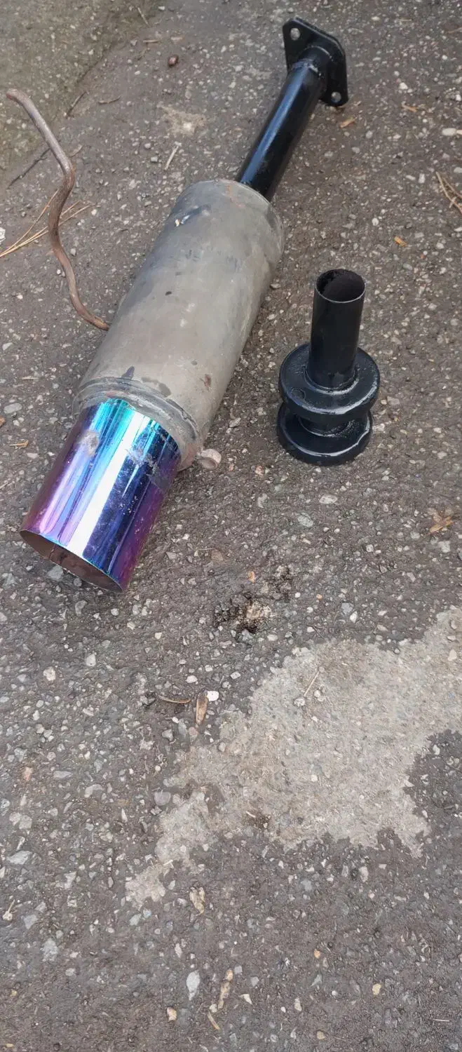 منبع اگزوز اسپرت هفت رنگ طرح هاوارد و سایلنسر دار|قطعات یدکی و لوازم جانبی|رضوانشهر, |دیوار