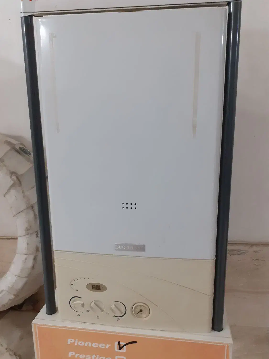 پکیج دیواری دئوترم|آبگرمکن، پکیج، شوفاژ|اردبیل, |دیوار