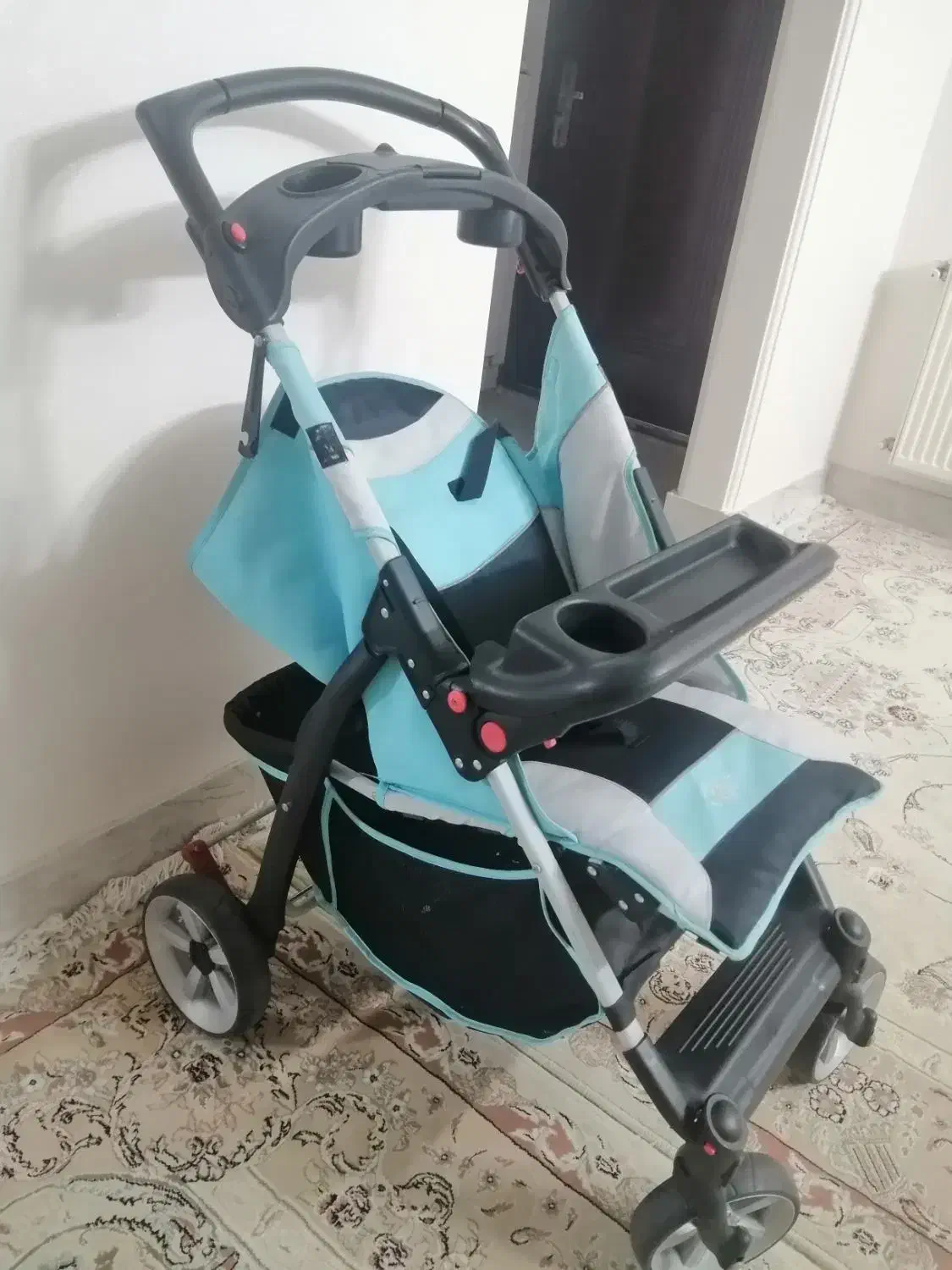 کالاسکه خارجی و با کیفیت|کالسکه و لوازم جانبی|قم, شهرک امام حسن|دیوار