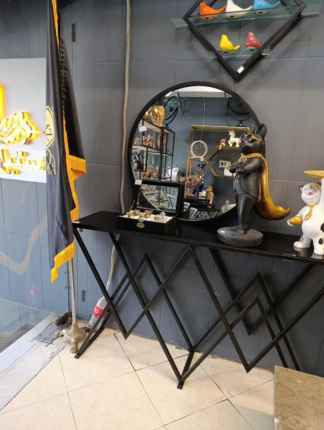 اینه کنسول.کنار سالونیک.اینه.اکسسوری.|بوفه، ویترین، کنسول|مشهد, شهرک رازی (شهرک غرب)|دیوار