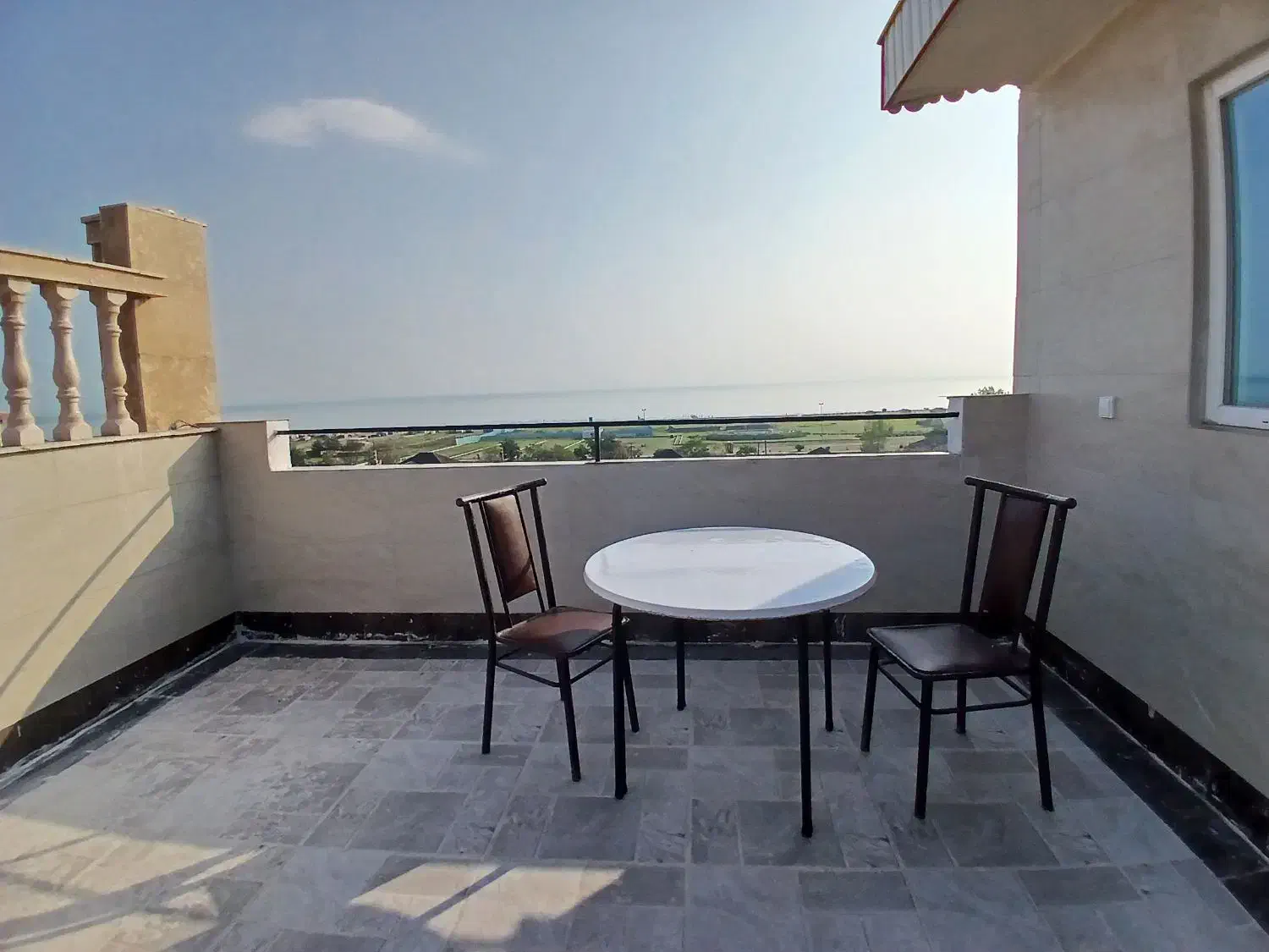 واحد آپارتمانی نوساز،جنب بازارچه ساحلی، روف گاردن|اجارهٔ کوتاهمدت آپارتمان و سوئیت|آستارا, |دیوار