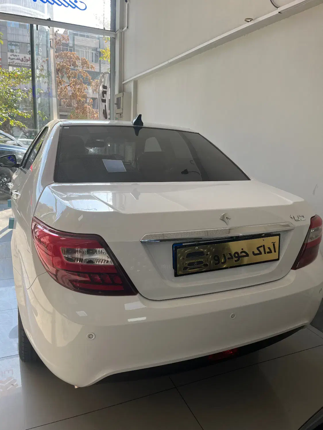 دنا پلاس بورسی ۶دنده ESP مشکی سفید * رینگ مدل ۱۴۰۴|خودرو سواری و وانت|تهران, نصرت|دیوار