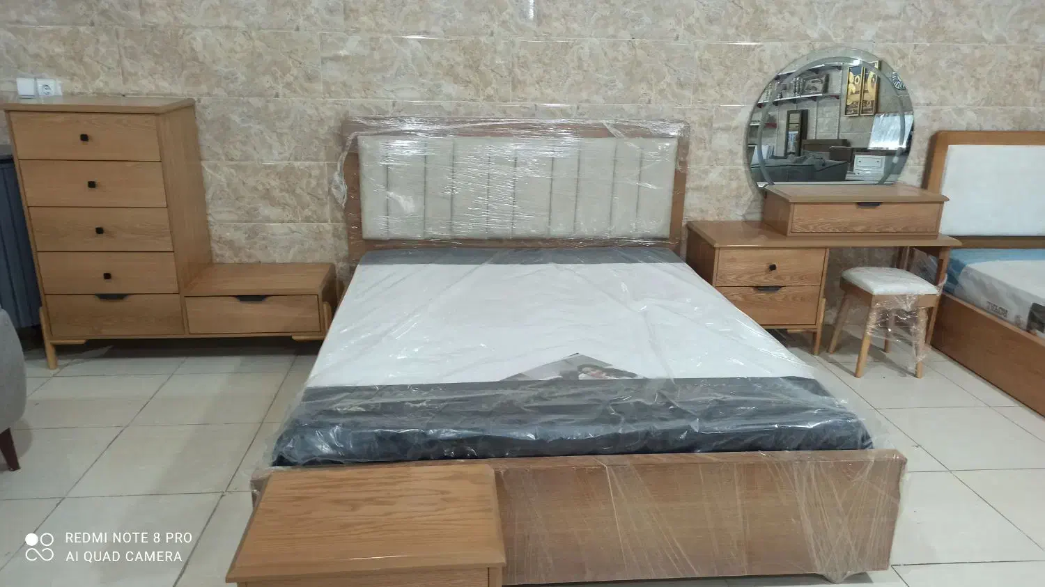 حراج زیر قیمت بازار بعلت تغییر شغل.|تخت و سرویس خواب|لردگان, |دیوار