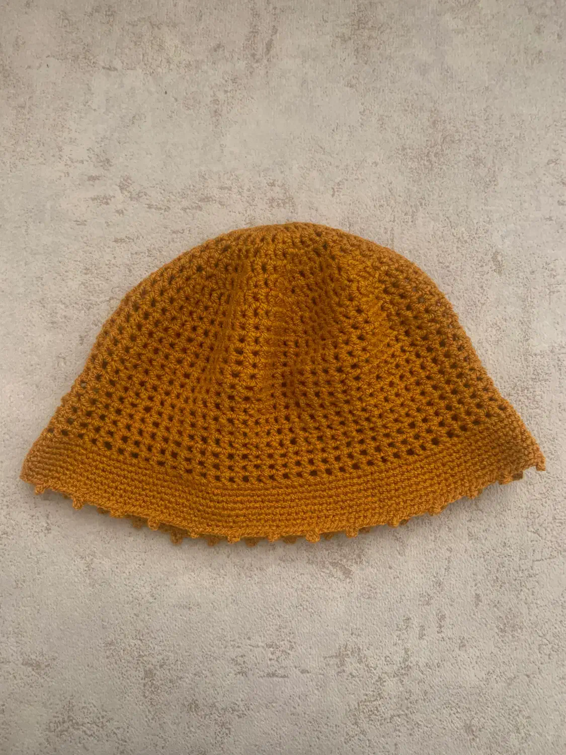 کلاه|لباس|قشم, |دیوار