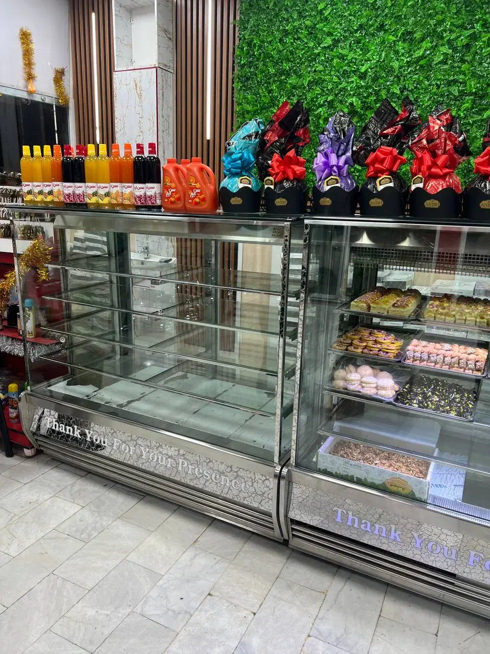 یخچال ویترین قنادی|فروشگاه و مغازه|رباط‌کریم, رباط‌کریم|دیوار