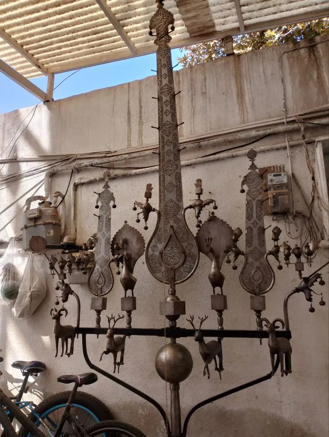 علامت سه تیغ|کلکسیون اشیاء عتیقه|مشهد, انقلاب|دیوار