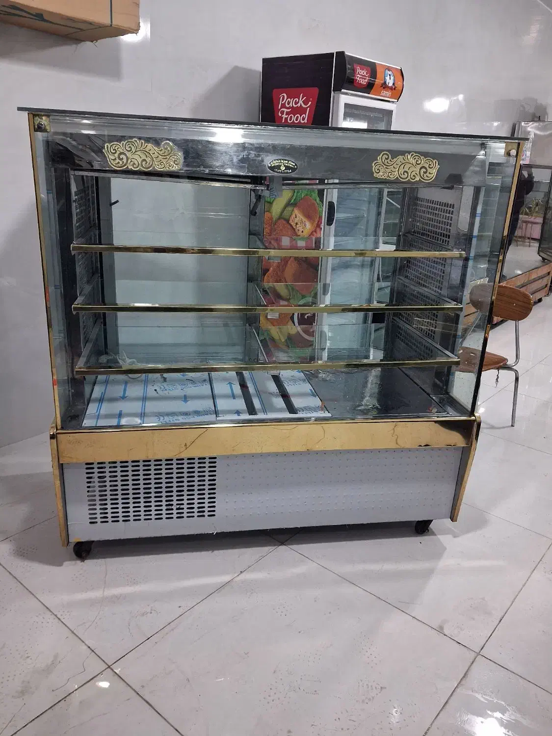 یخچال مکعبی دومتری طرح چوب درحدنو|فروشگاه و مغازه|تهران, باشگاه نفت|دیوار