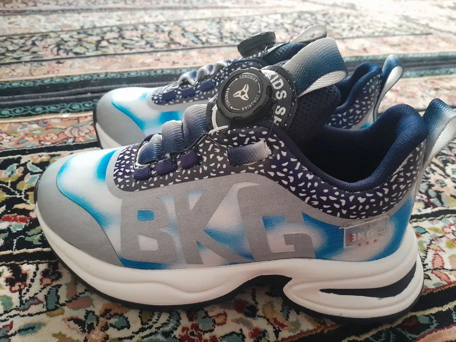 کتونی پسرونه سایز۳۵|کفش و لباس بچه|بروجرد, |دیوار