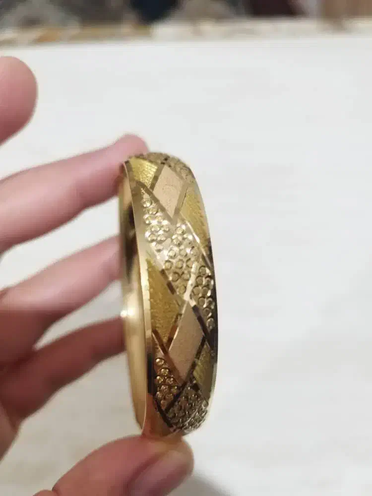 طلا  ۳۰۰بالای تابلو|جواهرات|اهواز, کمپلو جنوبی|دیوار