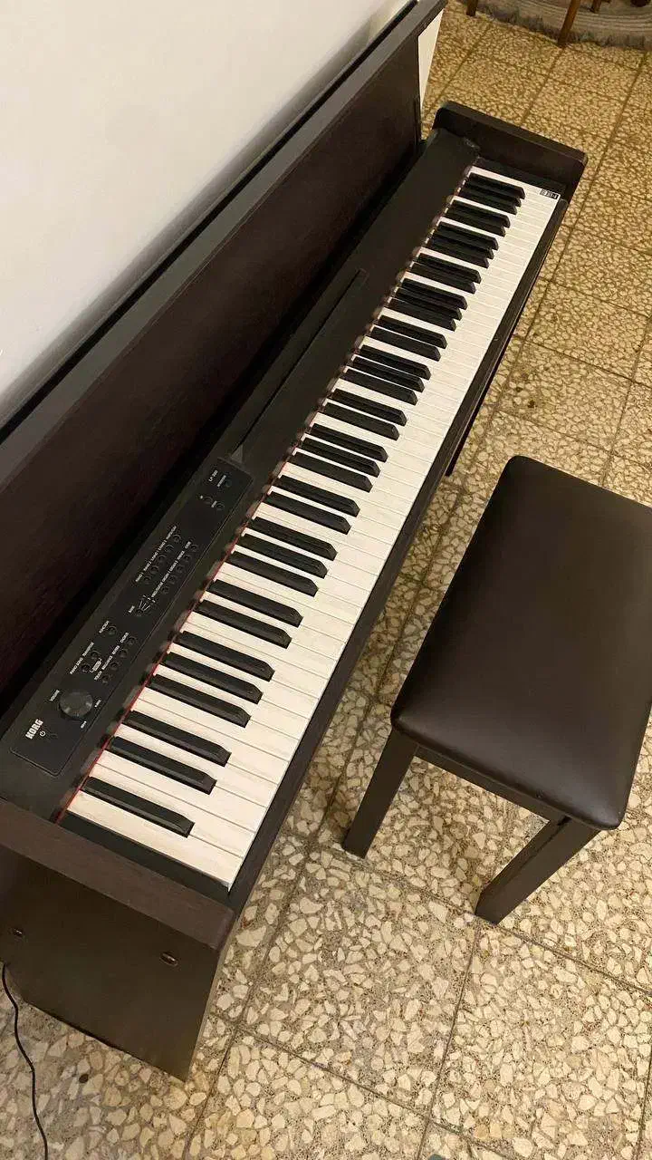 پیانو کرگ korg LP380|پیانو، کیبورد، آکاردئون|تهران, میدان ولیعصر|دیوار