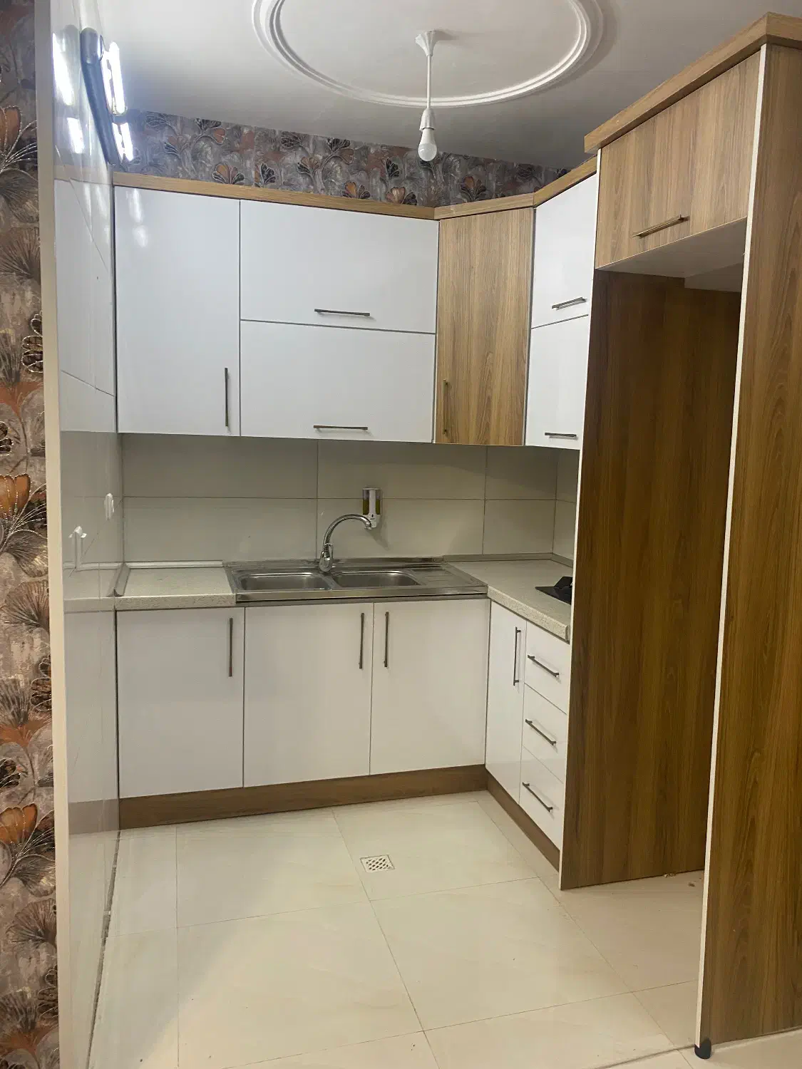 خونه باغ جاده گاز|فروش خانه و ویلا|کاشان, فاز ۲ ناجی آباد|دیوار