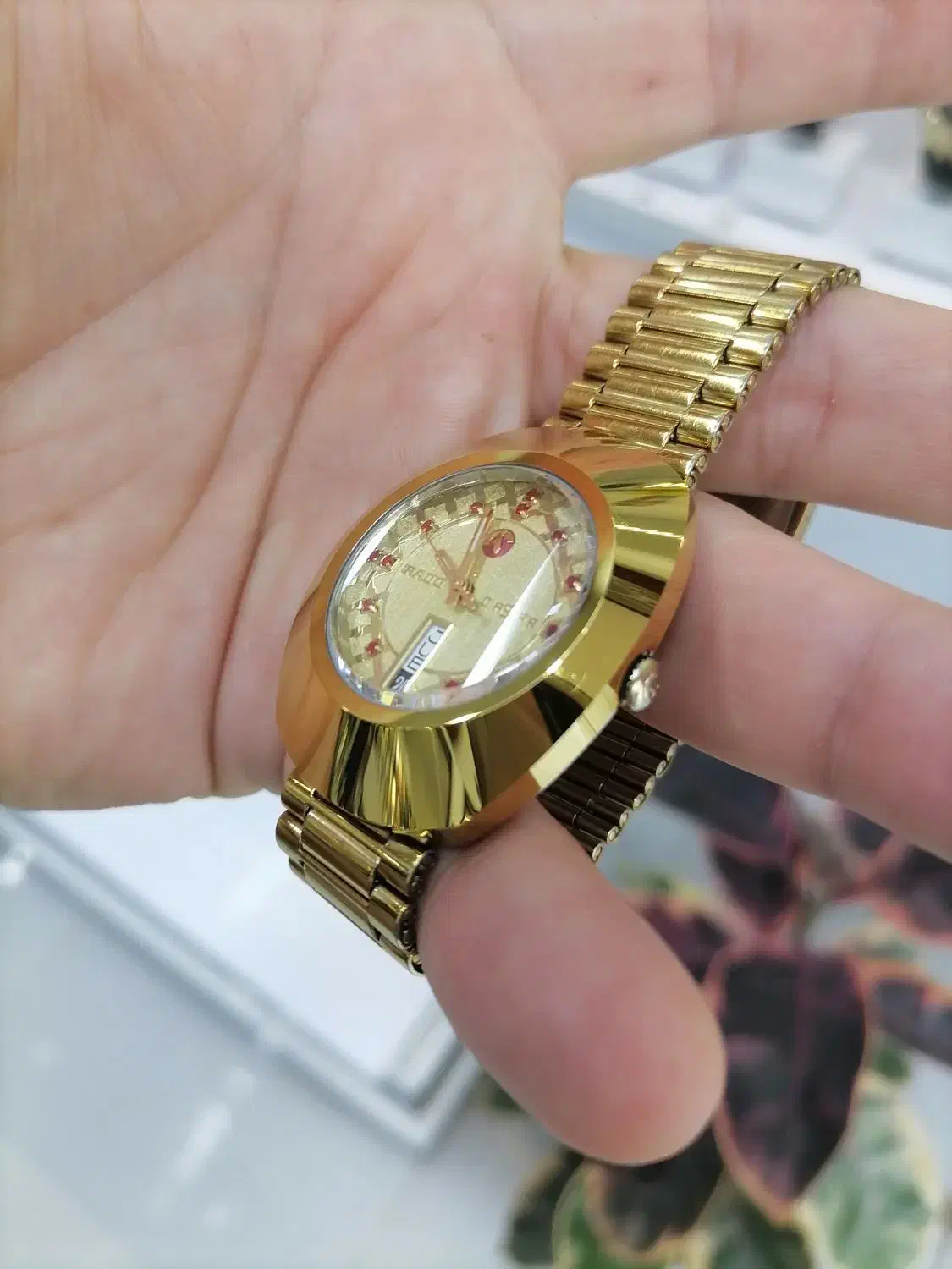 رادو تخم مرغی سوئیس|ساعت|مشهد, کارمندان دوم|دیوار