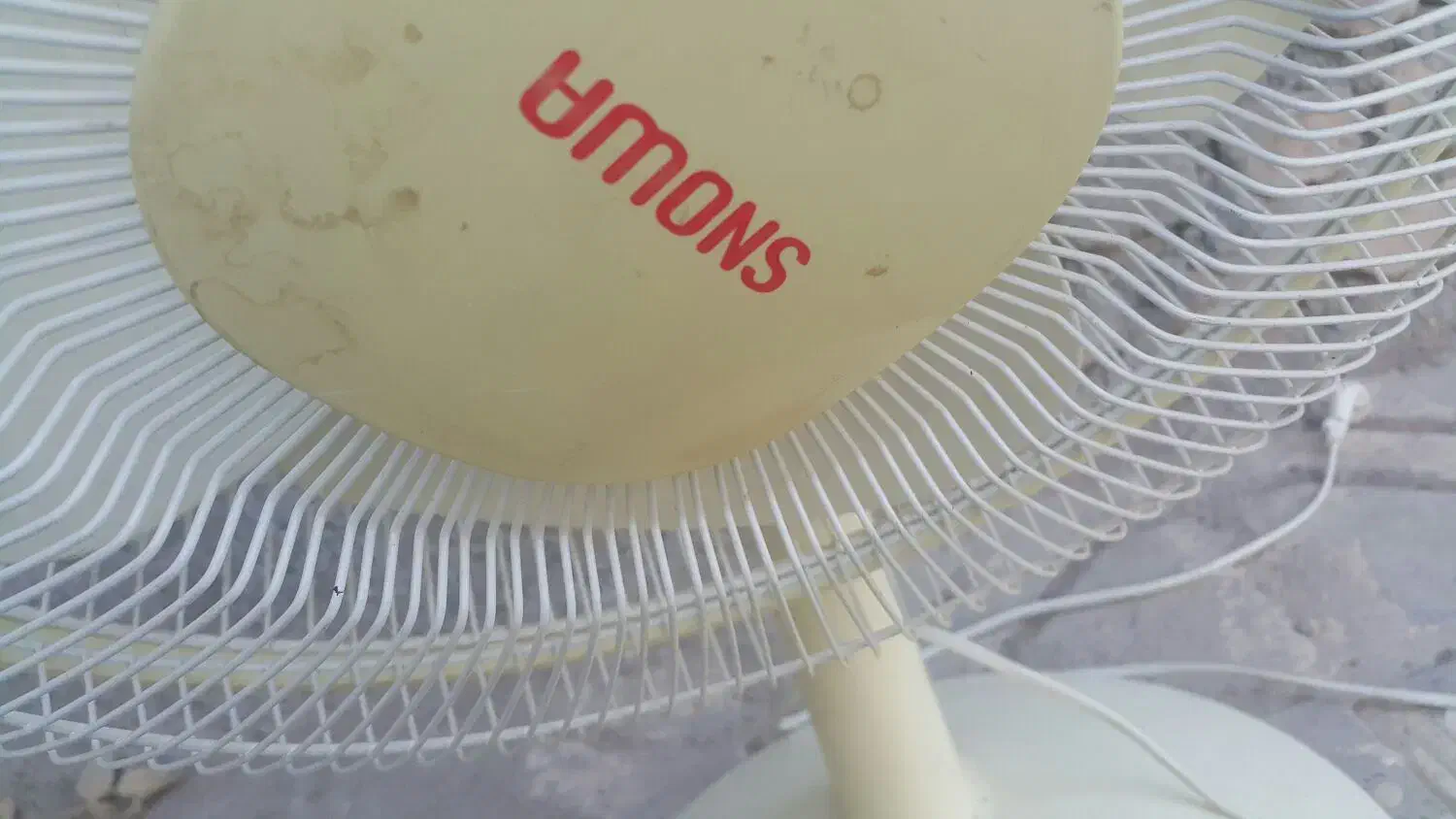 س پنکه اسنوا فقط گردنش شکسته کارمیکند دقیق سالم|پنکه و تصفیه‌کنندهٔ هوا|اسلامیه, |دیوار